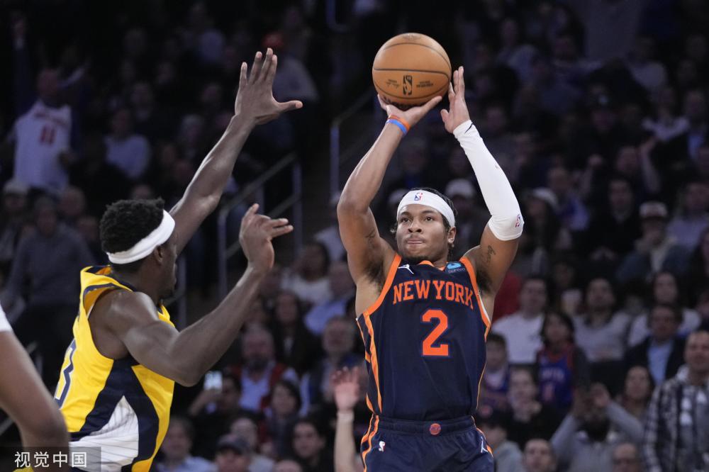 她这一边 她这一边