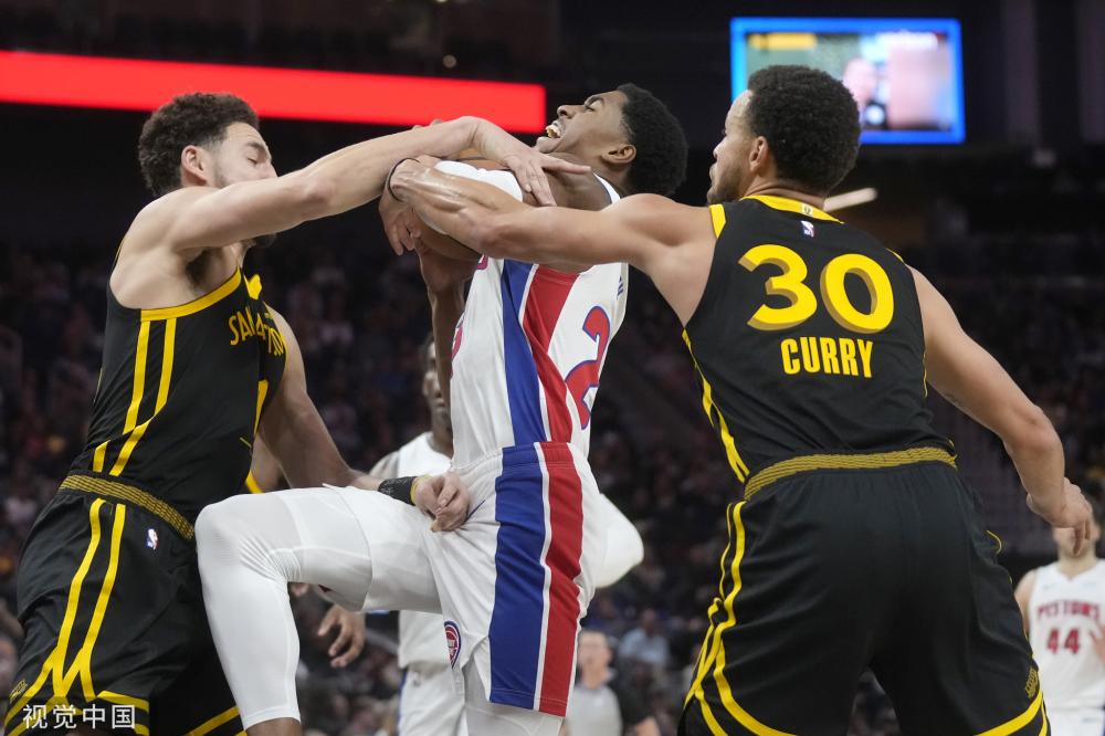 该队在领先 该队在领先